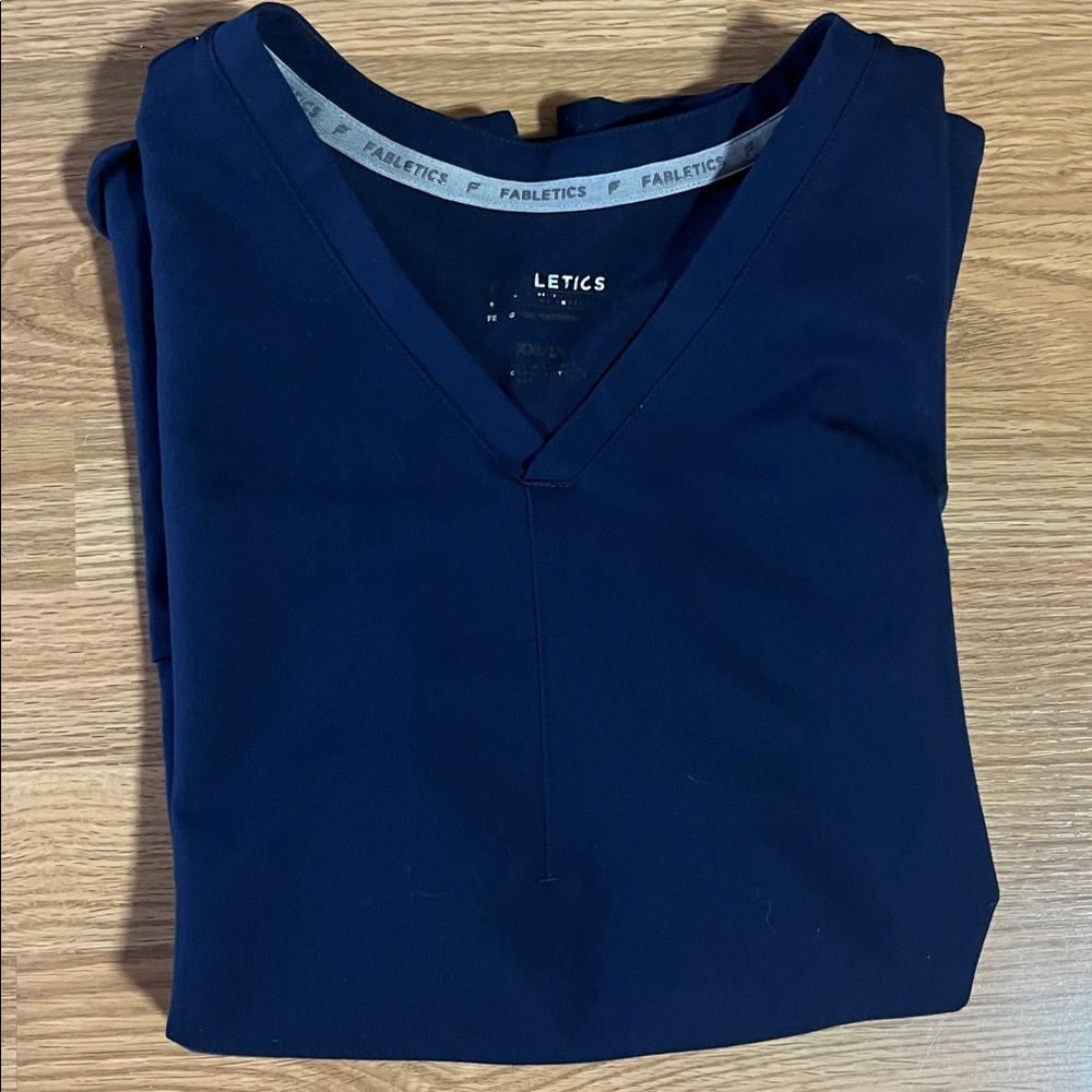 Fabletics Navy V-Neck Women's Scrub Top - Picture 3 of 3